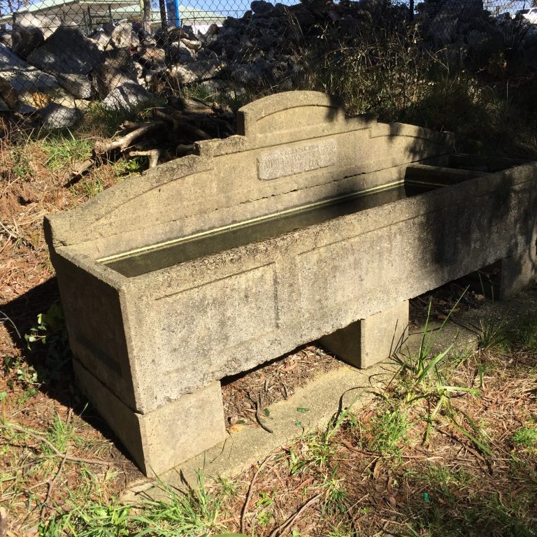 Bills Horse Troughs in the Blue Mountains